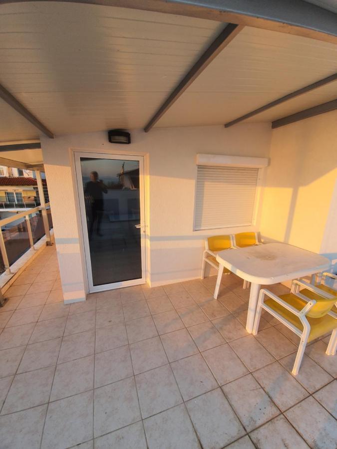 Sunset_Apartments Only 15 Meters From The Sea Neos Marmaras Exterior foto
