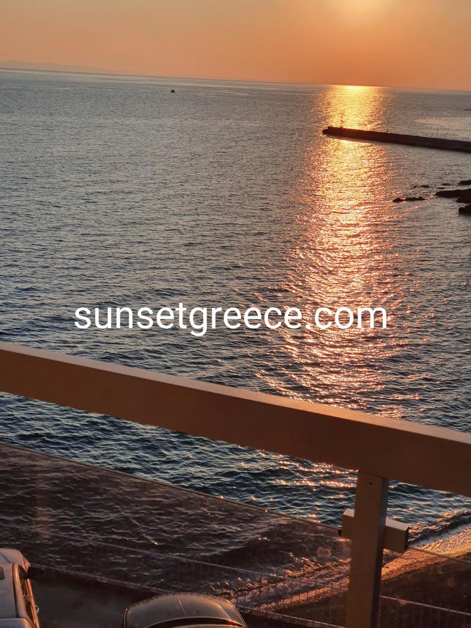 Sunset_Apartments Only 15 Meters From The Sea Neos Marmaras Exterior foto