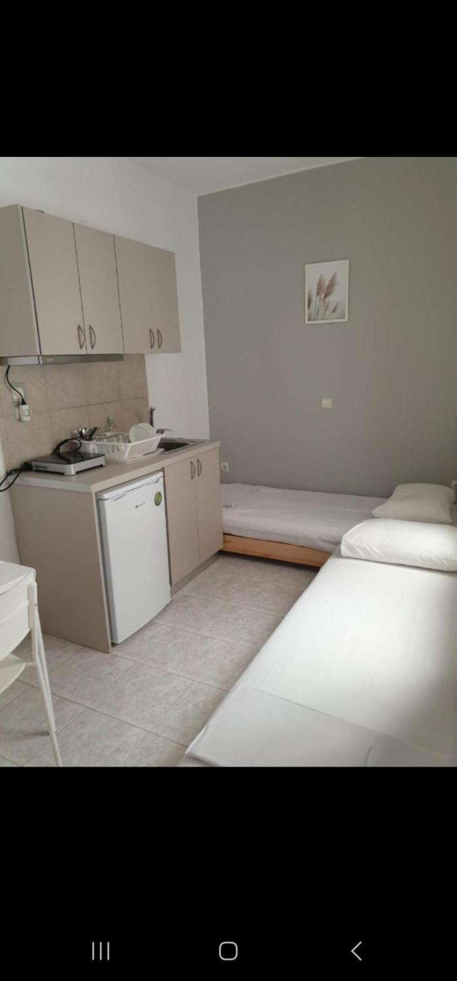 Sunset_Apartments Only 15 Meters From The Sea Neos Marmaras Exterior foto